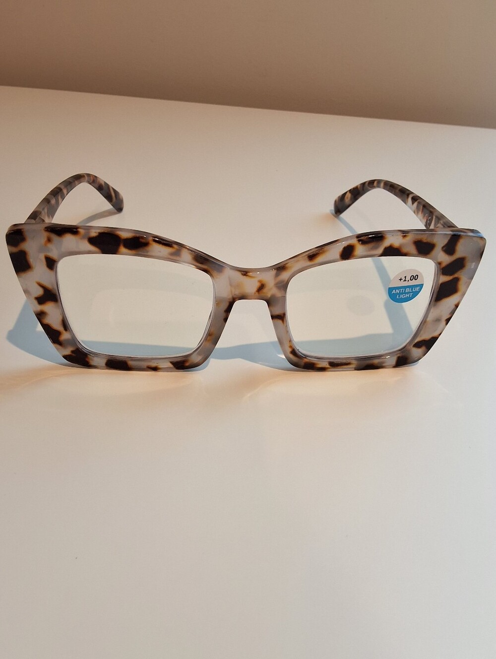 Oversized Cat Eye Blue Light Reading +1.00 Tortoise Readers, New